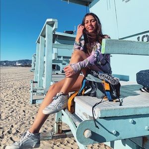 Meet your Posher, Lia